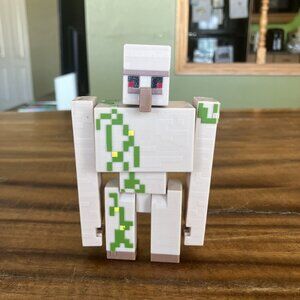Minecraft  Iron Golem 5" Action Figure Toy